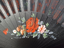 Cargar imagen en el visor de la galería, Modelo Nevia ( abanico de bolso)