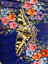 Cargar imagen en el visor de la galería, Modelo Papillon
